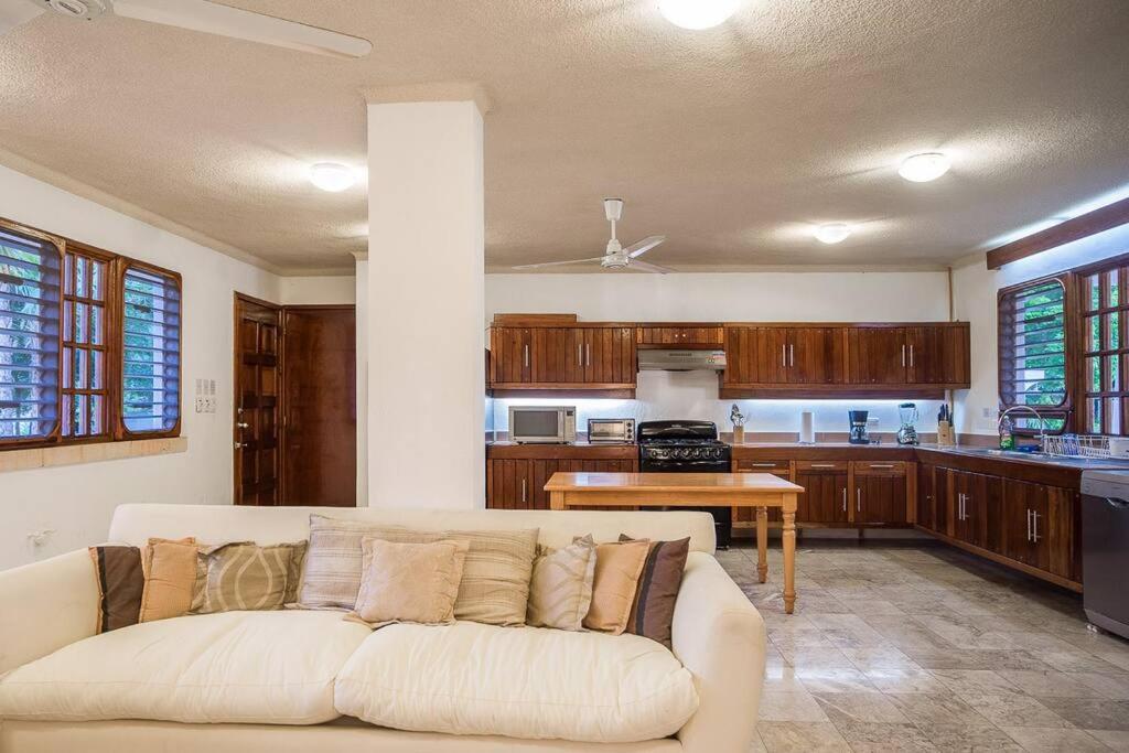 Casa Polini De La Playa * Isla Mujeres
